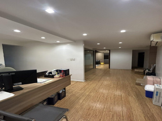 Commercial Building for Sale in Chino Roces Avenue, Brgy. Olypia, Makati