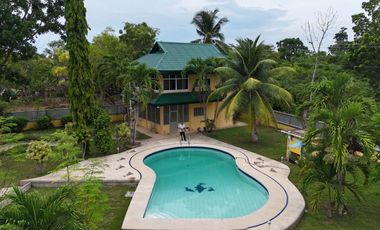 HOUSE AND LOT FOR SALE WITH SWIMMING POOL AND WALKING DISTANCE TO THE BEACH IN PANGLAO ISLAND BOHOL