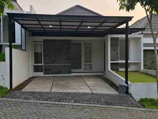 RUMAH KOSONGAN MASIH BARU SIAP HUNI DEKAT DANAU BSB VILLAGE