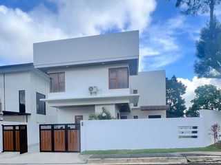 Brand New House in Royal Estates Tagaytay