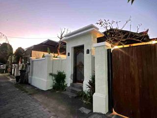 rumah lantai 1 penatih