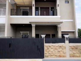 Jual Murah Rumah Semi Furnish Siap Huni Dekat Kampus UI