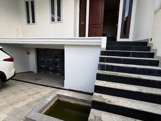 Rumah Mewah Brand New di Alam Sutera Ada Private Swimming Pool