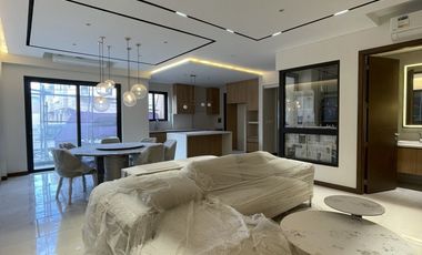 One Bougainvilla Townhouse in New Manila