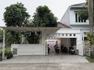 Rumah Siap Huni 2,5 Lantai di Kayu Putih dekat Bandara Soekarno Hatta