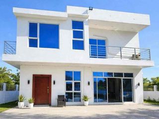 Vistamar House near Beach for sale