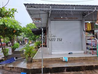 TANAH HOOK BONUS BANGUNAN KIOS LOKASI DEKAT JALAN DEWI SRI UTAMA LEGIAN - LSARY