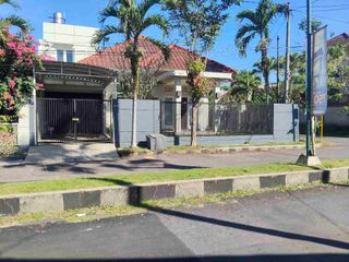 Disewakan rumah perumahan elite jember