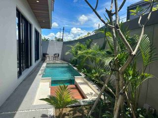 DIJUAL VILLA MODERN PADONAN