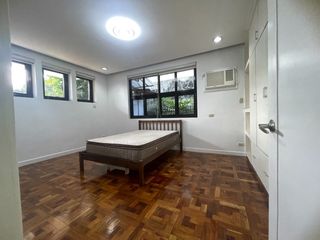 6BR House with Front Garden & 4-Car Parking FOR LEASE in Valle Verde 2, Pasig City