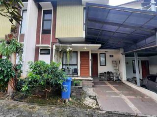 Rumah 2 Lantai Tanah Luas Siap Huni Jakarta Selatan
