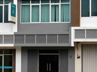 Ruko  jarang Ada hadap jalan di Bsd Gilden Viena