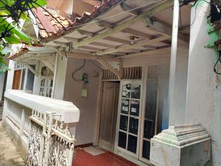 Rumah Hitung Tanah 50% Dibawah NJOP di Daerah Kalibata Jakarta Selatan COCOK untuk KOS