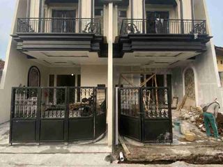 Di Jual Rumah 2 Lantai 100 Meter Ke JL Raya Kemang Depok