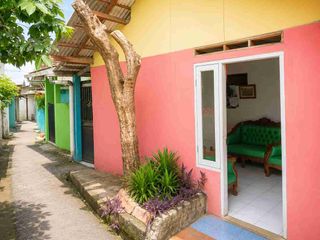 Dijual Rumah Imduk dan 4 kontrakan