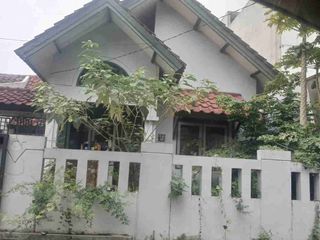 Dijual Rumah Tua Hitung Tanah Villa Melati Mas BSD