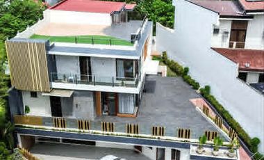 MODERN 4 LEVEL 7 BR HOUSE FOR SALE IN TALISAY CITY, CEBU