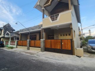 Rumah Hook Siap Huni di Perumahan Fajar Indah, Solo
