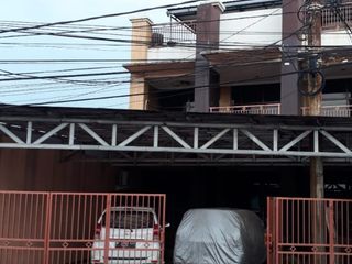JUAL CEPAT RUKO DAN HUNIAN UNTUK USAHA ATAU GUDANG VIA LELANG. PABUARAN, BOJONG GEDE, KABUPATEN BOGOR.