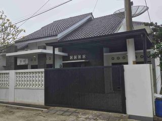 Disewakan Rumah bagus perum Arca Estate dekat GOR, kampus Unsoed Purwokerto