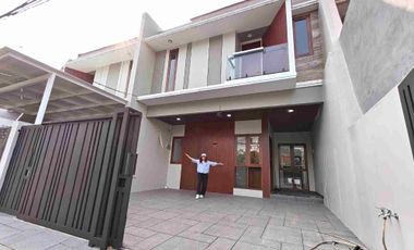 DIJUAL RUMAH BRAND NEW DI CEMPAK PUTIH, LOKASI STRATEGIS DALAM KOMPLEK