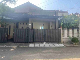 Di Jual Rumah Siap Huni di Perumahan Mahkota Simprug Ciledug Tangerang