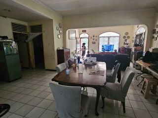 Jual  rumah tua sangat murah di Kelapa Puan Timur Kelapa Gading 11x20m, jalan lebar