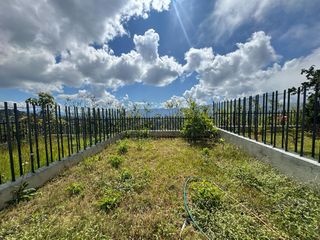 For Sale Pre-owned 3 Storey Townhouse w/ Garden and Breathtaking Mountain and City View-JV2