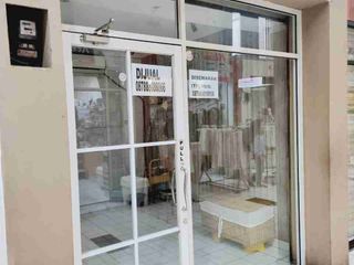 Kios Pasar 8