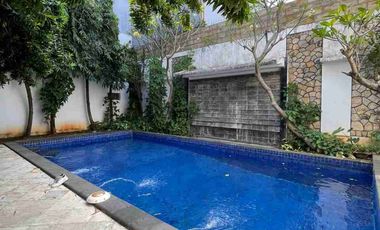 dijual rumah mewah gaya bali area cipete jakarta selatan