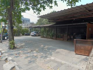 Dijual Rumah Ex Showroom Lokasi Sangat Strategis Di Jalan Raya Utama Karawaci Tangerang