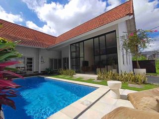DIJUAL VILLA TROPUS, TUMBAK BAYUH,PERERENAN