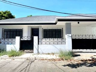Corner 3-Bedroom Bungalow House for Rent at BF Resort Village Las Pinas City