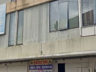 DISEWAKAN RUKO 3 LANTAI DEKAT AKSES TOL DI BUAHBATU SQUARE <TRANSMART> KOTA BANDUNG