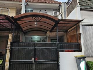 Rumah 2 Lantai Di Komplek Metro Permata 1 Karang Tengah Tangerang
