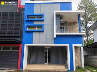 Ruko Hook 3 Lantai Di Bukit Cimanggu City Business Center Siap Pakai