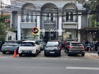 Dijual Ruko Rumah Pinggir Jalan Raya Gandaria, Jakarta Selatan, sangat cocok untuk usaha bisnis