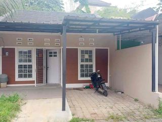 Over Kredit Rumah 

Lokasi
CEMPAKA RESIDENCE
Jl M Sanun, Cikaret
Cibinong, Bogor