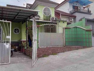 Rumah minimalis strategis bebas banjir