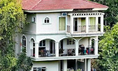 Spacious Banilad 3 Bedroom Home