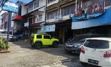 Ruko Ex Toko Jam dijual di Gatsu Tengah.