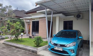 Rumah Dijual Dalam Perumahan Lokasi di Candi Sambisari - BU