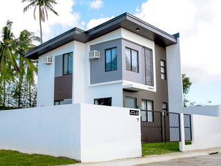 House & Lot in Lipa, Batangas with 3 Bedrooms and 2Toilet&Bath