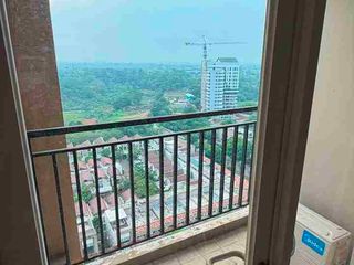 diseawakan apartemen 3br posisi hook semifurnise