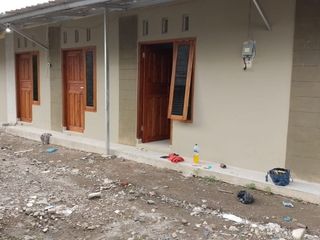 Paviliun di utara kampus UTY/MMTC  Lokasi sendangadi mlati sleman( barat terminal jombor).JK13348