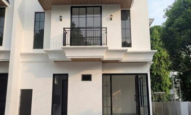 Rumah Brand New di Bintaro Jaya Tangsel Gaya American Style Posisi Hook LR-17789
