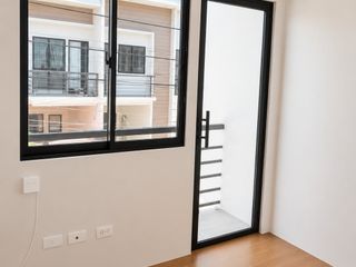 Semi Furnished 2 Bedroom Townhouse for Rent in Breeza Palms, Lapu-Lapu City