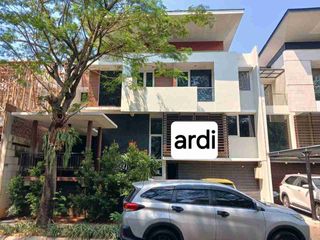 Disewakan Rumah Citra 7, 12x20, 2.5 lt, 4+1 kt, 3+1 km, jalan luas