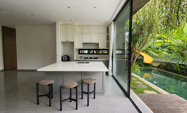 Freehold Duke Type Royal Villa with Premium Finishes & Spacious Design for Sale in Sanur  – Luxury 4-Bedroom Villa with Private Pool