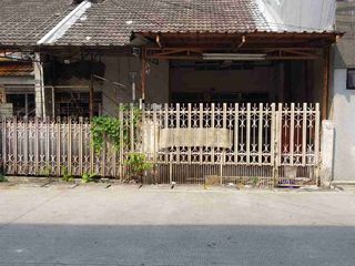 Murah Banget!! DIJUAL RUMAH TUA HITUNG TANAH TAMAN RATU, Jakarta Barat